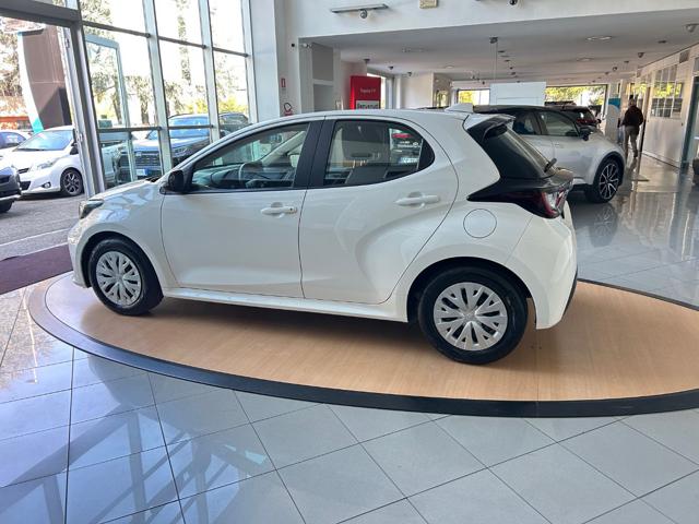 Toyota Yaris 1.5 Hybrid 5 porte Active - foto 4 di 12