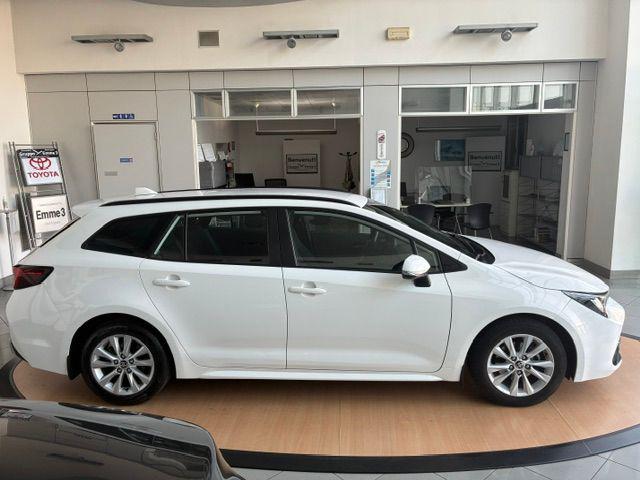 Toyota Corolla Touring Sports 1.8 Hybrid Business - foto 4 di 4
