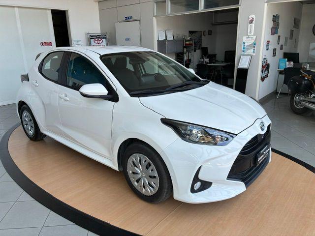 Toyota Yaris 1.5 Hybrid 5 porte Active - foto 2 di 4