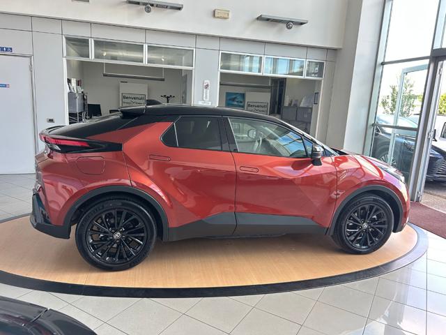 Toyota C-HR 2.0 PHEV GR Sport - foto 2 di 4