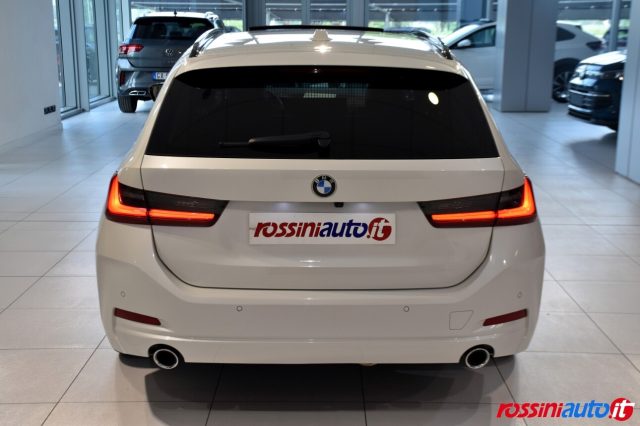 BMW 318 D TOURING 150 CV STEPTRONIC FARI ADATTIVI + TETTO - foto 4 di 4