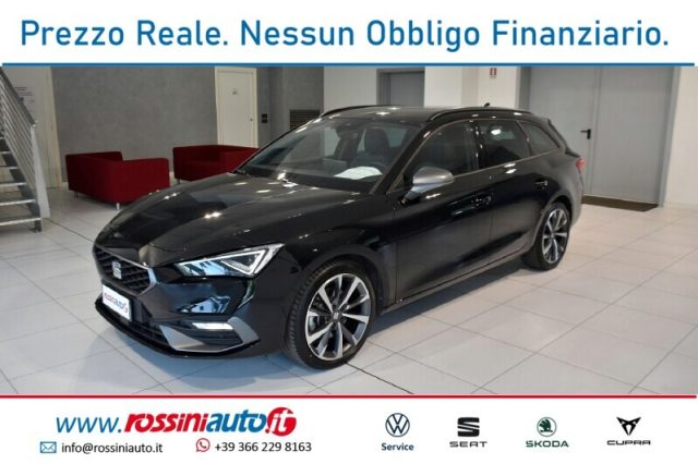 SEAT Leon SPORTSTOURER 2.0 TDI 150 CV DSG FR + MATRIX + TECH usato a QUINZANO D OGLIO