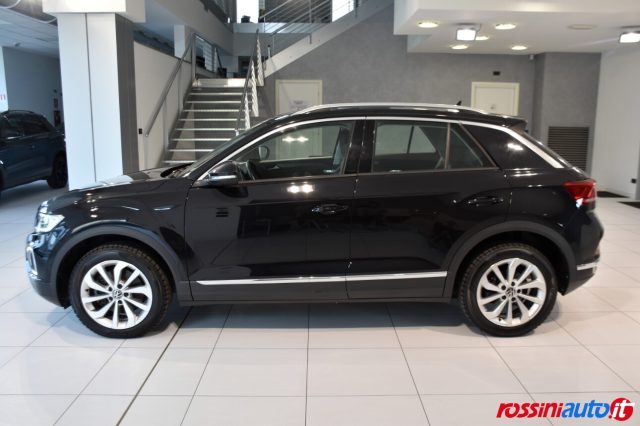 Volkswagen T-Roc 2.0 TDI 150 CV DSG STYLE 4MOTION + TECH PACK - REA - foto 3 di 4