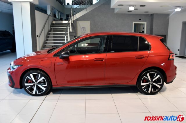 Volkswagen Golf GTE 1.5 E-HYBRID 272 CV DSG + R18 + DCC + TECH PAC - foto 4 di 4