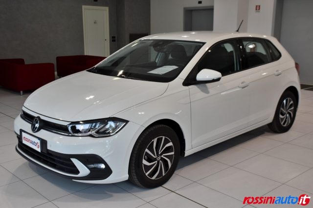 Volkswagen Polo 1.0 TSI 95 CV LIFE + TECH PACK - foto 2 di 4