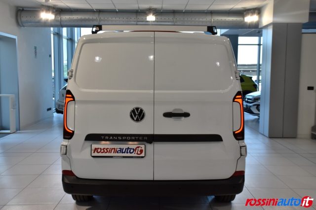Volkswagen Transporter T7 2.0 TDI 150 CV 28Q L1 RETROCAMERA + CRUISE + PD - foto 4 di 4