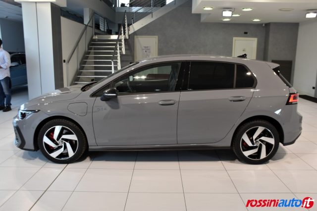 Volkswagen Golf GTE 1.5 E-HYBRID 272 CV DSG + DCC + TECH PACK + AR - foto 4 di 4