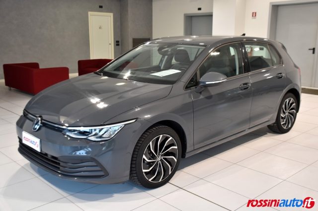 Volkswagen Golf 8 1.5 ETSI 150 CV DSG LIFE + NAVI + REARVIEW + R17 - foto 2 di 76