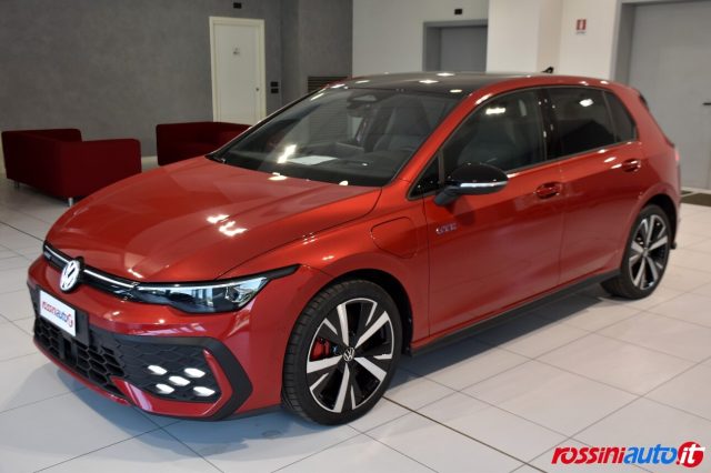 Volkswagen Golf 8.5 GTE 1.5 E-HYBRID 272 CV DSG + DCC + R18 + GANC - foto 2 di 4