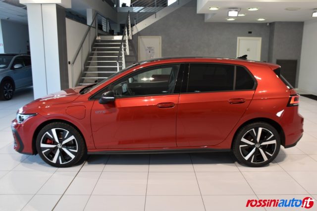 Volkswagen Golf 8.5 GTE 1.5 E-HYBRID 272 CV DSG + DCC + R18 + GANC - foto 4 di 4