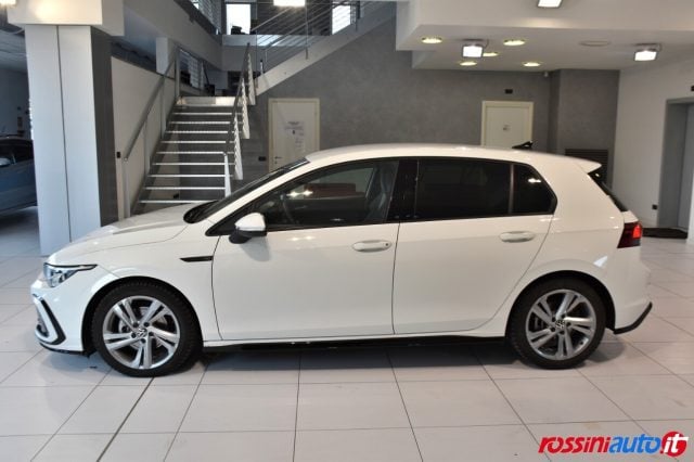 Volkswagen Golf 8 2.0 TDI 150 CV DSG R-LINE + I.Q LED LIGHT + NAVI - foto 2 di 4