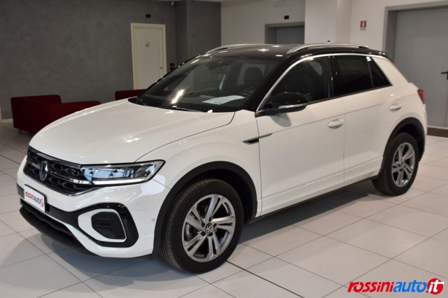 Volkswagen T-Roc 1.5 TSI 150 CV DSG R-LINE + TECH PACK - REARVIEW -, del 2022, 55.200 km, in vendita a Quinzano D Oglio (BS)