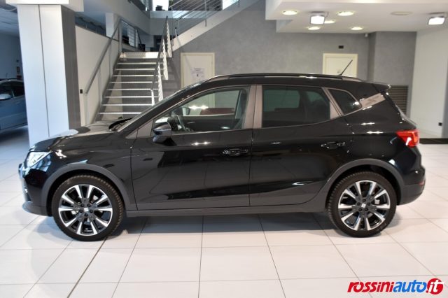 SEAT Arona 1.0 ECOTSI 95 CV BLACK EDITION - foto 2 di 4