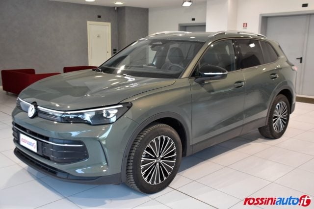 Volkswagen Tiguan 2.0 TDI 150 CV DSG EDITION PLUS + R18 + GANCIO TRA - foto 1 di 4
