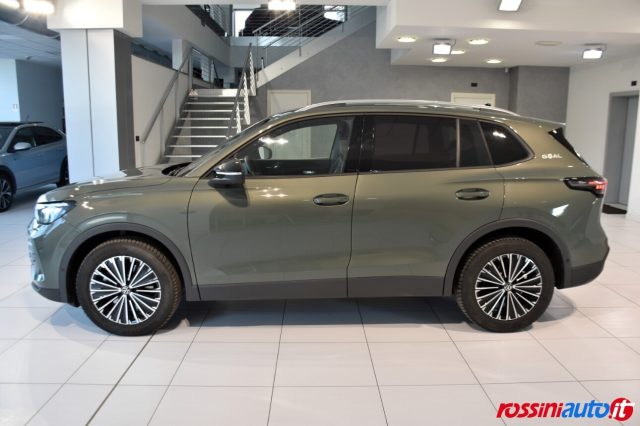 Volkswagen Tiguan 2.0 TDI 150 CV DSG EDITION PLUS + R18 + GANCIO TRA - foto 3 di 4