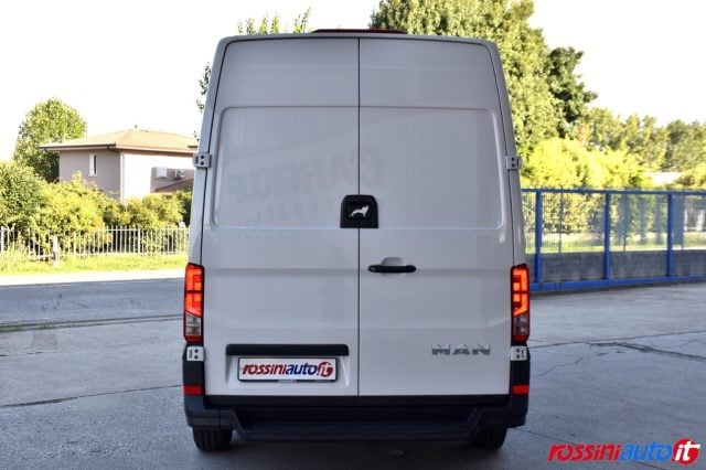 MAN TGE 3.140 3.5T 2.0 TDI 140 CV 8AT L1H2 LIGHT DUTY - foto 4 di 71