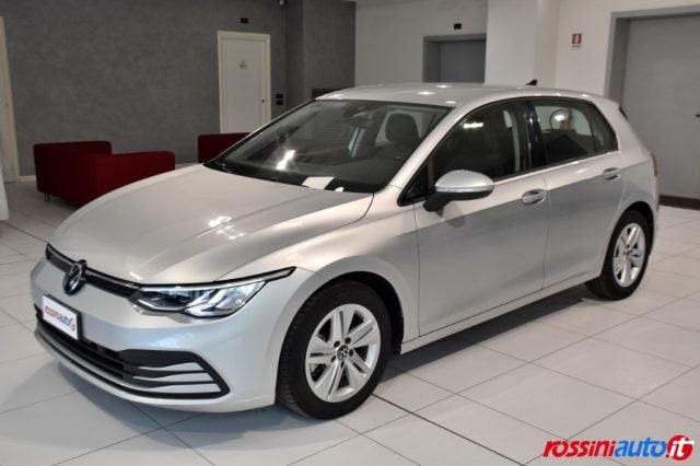 Volkswagen Golf 8 1.0 TSI 110 CV LIFE, del 2021, 64.300 km, in vendita a Quinzano D Oglio (BS)