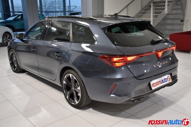 CUPRA Leon SPORTSTOURER 2.0 TDI 150 CV DSG + EDGE PACK - REAR - foto 3 di 4