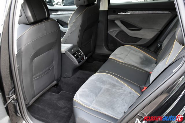 Skoda Superb 2.0 TDI 150 CV DSG STYLE + R18 + ALCANTARA LOUNGE, del 2024, 15.400 km, in vendita a Quinzano D Oglio (BS)