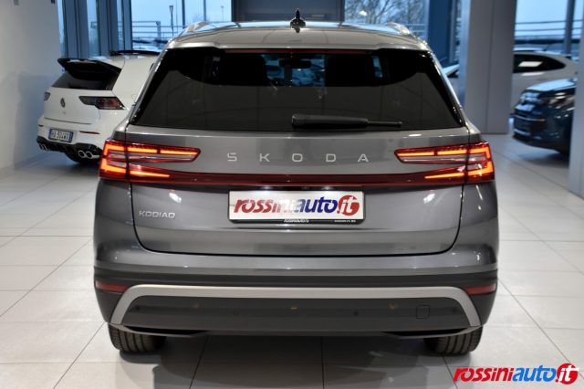 Skoda Kodiaq 2.0 TDI 150 CV DSG EXECUTIVE 7 POSTI + R20 + DESIG - foto 4 di 4