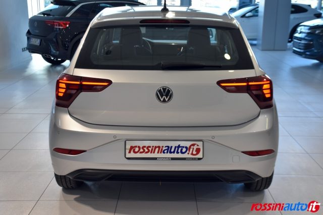 Volkswagen Polo 1.0 TSI 95 CV DSG LIFE + TECH PACK - 2XCLIMA - PDC - foto 4 di 4