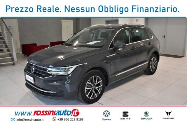 Volkswagen Tiguan 1.5 TSI 131 CV LIFE + TECH PACK + R17 BI-COLOR + C usato a QUINZANO D OGLIO