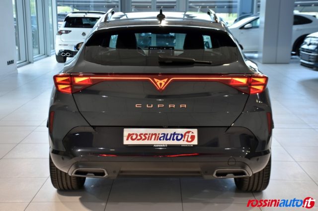 CUPRA Formentor 1.5 HYBRID 150 CV DSG + R19 + EDGE + INTELLIGENT + - foto 4 di 4