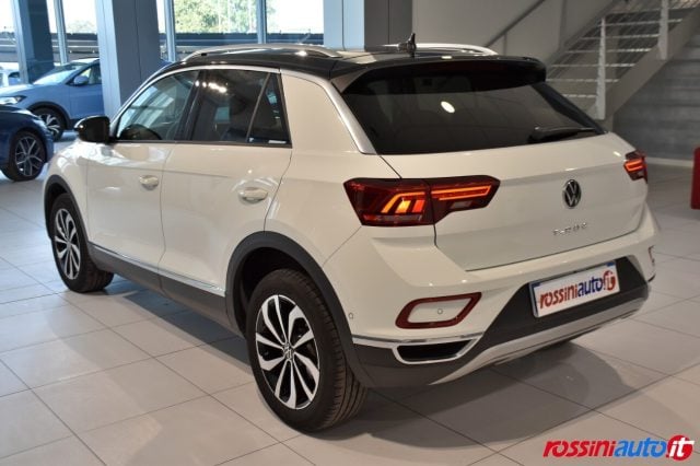Volkswagen T-Roc 1.5 TSI ACT 150 CV DSG STYLE + R17 BI-COLOR + RUOT - foto 4 di 4