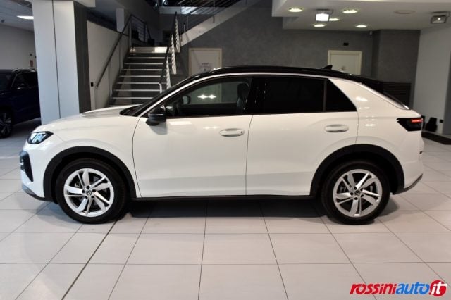 Volkswagen T-Roc 1.5 ETSI 150 CV DSG LIFE + TECH PACK + R18 TORINO - foto 2 di 4