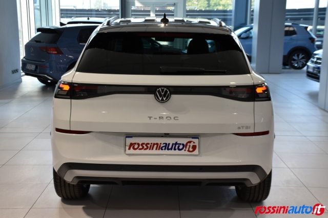 Volkswagen T-Roc 1.5 ETSI 150 CV DSG LIFE + TECH PACK + R18 TORINO - foto 4 di 4