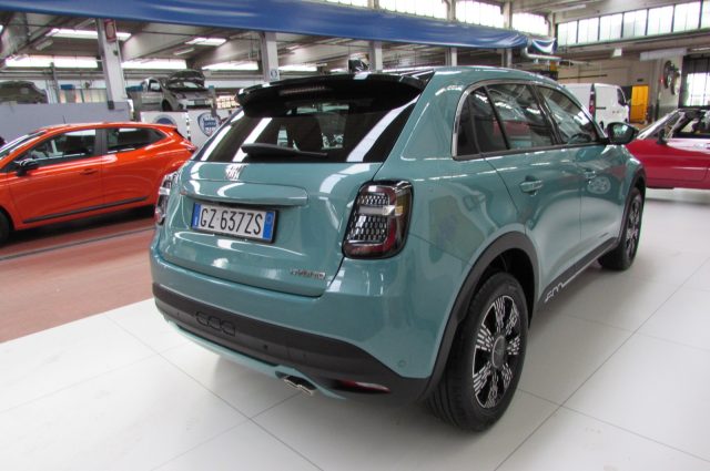 Fiat 600 Hybrid 145 CV DCT MHEV - foto 3 di 4
