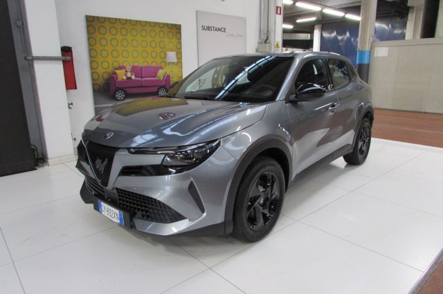 Alfa Romeo Junior 1.2 Hybrid 145cv eDCT6 Km.13.450 - foto 2 di 4