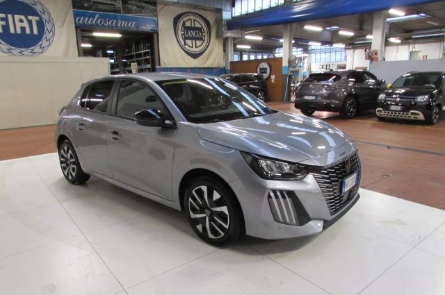 Peugeot 208 1.2 PureTech 100cv Business KMZERO - foto 2 di 4