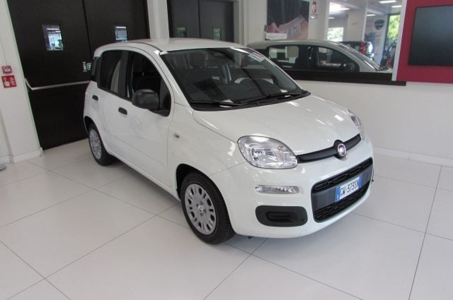 Fiat Panda 1.0 FireFly 70cv S&S Hybrid ICON KMZERO - foto 2 di 4
