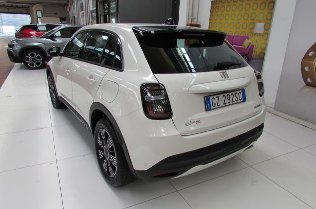 Fiat 600 Hybrid 145 CV DCT MHEV - foto 4 di 4