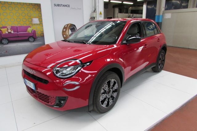 Fiat 600 Hybrid 110 CV DCT MHEV Icon KM ZERO - foto 2 di 4