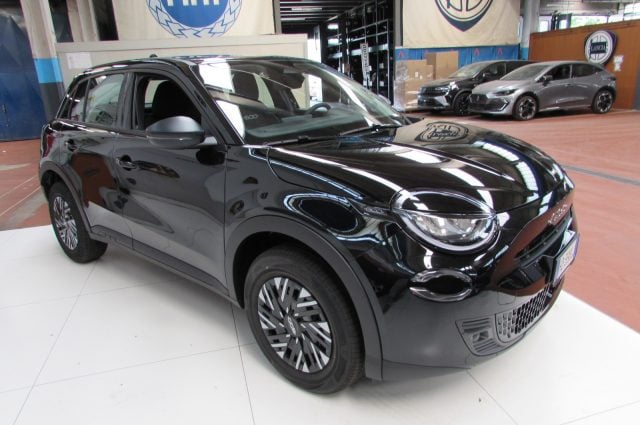Fiat 600 1.2 Hybrid 110 CV DCT MHEV Pop KMZERO - foto 3 di 4