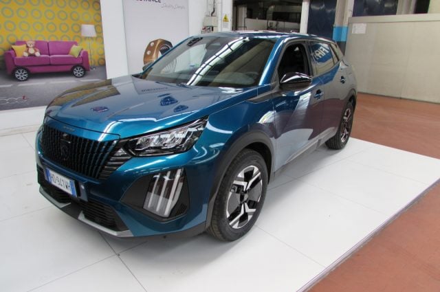 Peugeot 2008 PureTech 100 S&S Allure km 0 a RHO