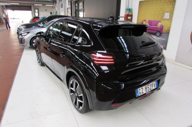 Peugeot 208 Hybrid 110 e-DCS6 GT - foto 4 di 18