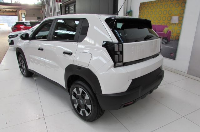 Fiat Grande Panda 1.2 100 CV S&S Icon KMZERO - PACK TECH - foto 4 di 4