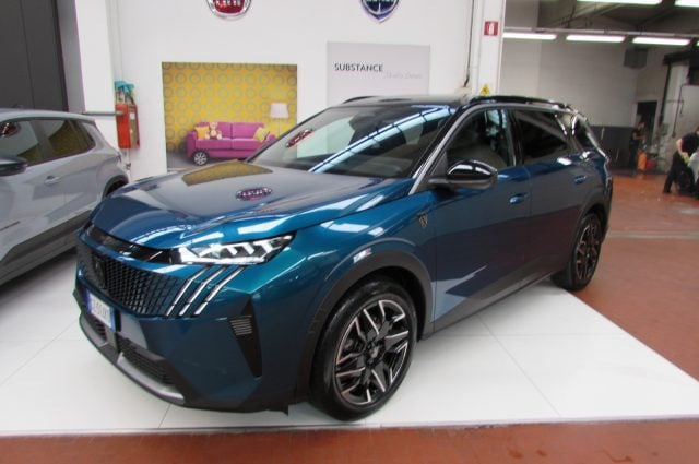 Peugeot 5008 1.2 hybrid GT 145cv 7p.ti e-dcs6 AUTOMATIC - foto 2 di 4