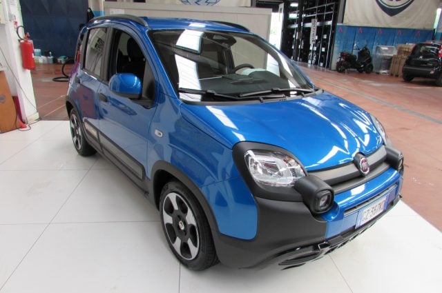 Fiat Panda Cross 1.0 FireFly 70cv S&S Hybrid CROSS Blu - foto 3 di 4