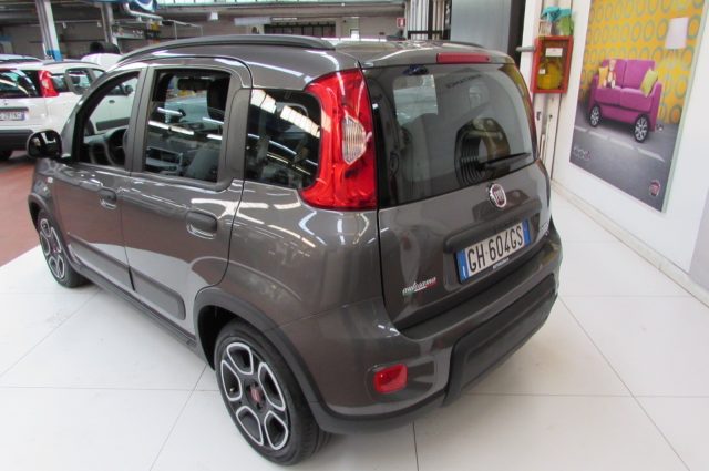 Fiat Panda 1.0 FireFly 70cv S&S Hybrid City Life - foto 4 di 4