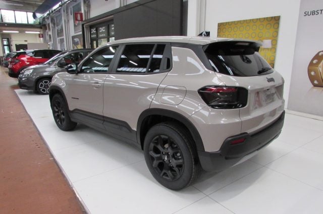 Jeep Avenger 1.2 Turbo 110 CV MHEV BLACK EDITION KMZERO - foto 4 di 4
