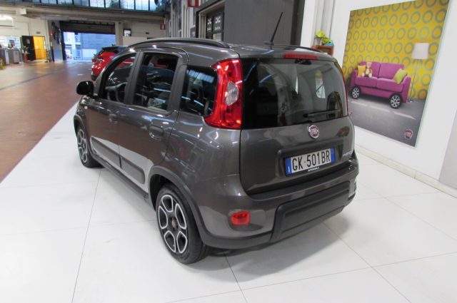Fiat Panda 1.0 FireFly S&S Hybrid City Life - foto 4 di 4