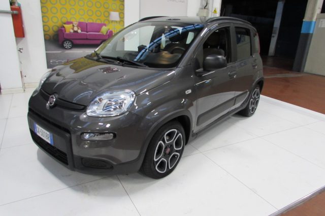 Fiat Panda 1.0 FireFly S&S Hybrid City Life - foto 2 di 4