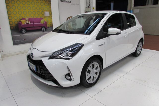 Toyota Yaris 1.5h 100CV Business HYBRID 5 porte - foto 2 di 4
