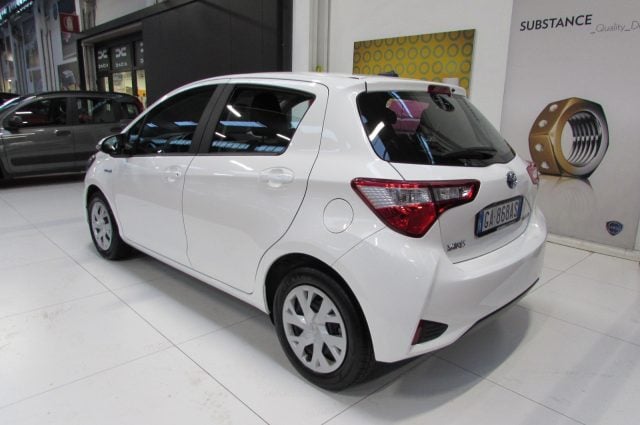 Toyota Yaris 1.5h 100CV Business HYBRID 5 porte - foto 4 di 4
