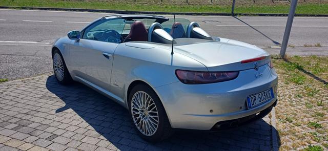 Alfa Romeo Spider 2.4 JTDm 210CV - foto 3 di 4