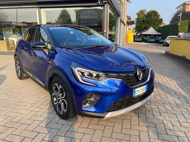 Renault Captur Plug-in Hybrid E-Tech 160 CV Techno - foto 2 di 4